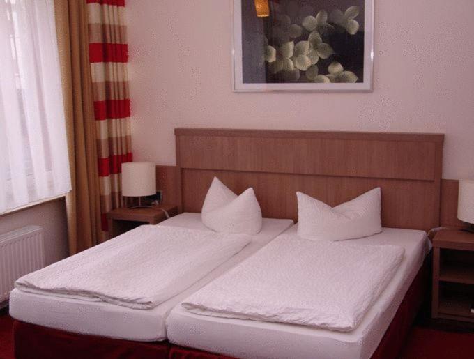Hotel Sprenz Ольденбург Экстерьер фото