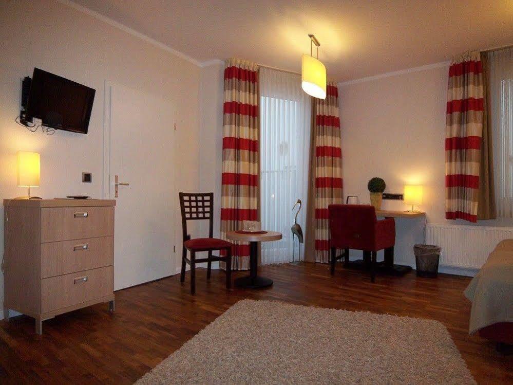 Hotel Sprenz Ольденбург Экстерьер фото